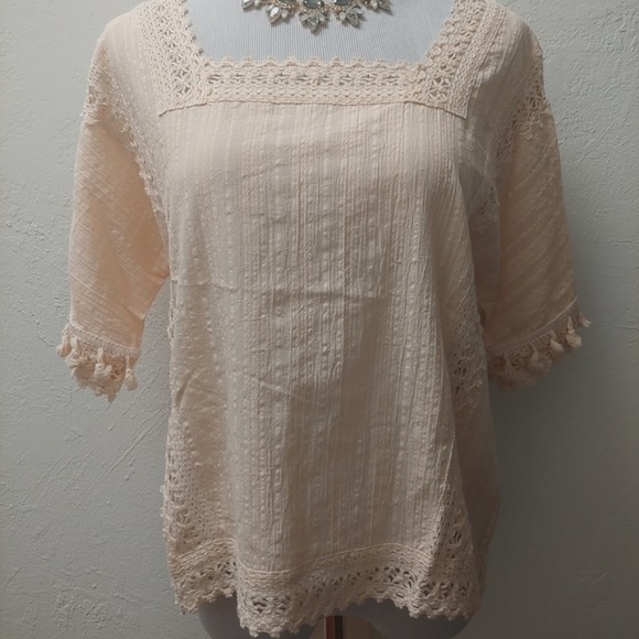 Boho Peach Hummingbird top with Tassel Sleeves - Picture 1 of 2
